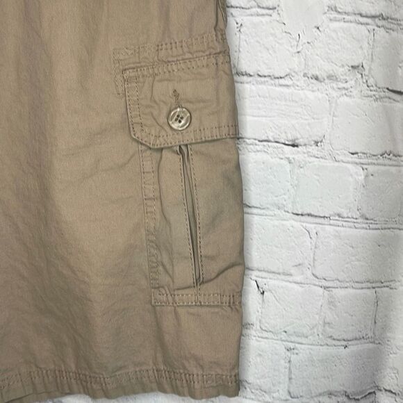 Michael Brandon Men’s Khaki Cargo Shorts size 36 - Picture 2 of 5